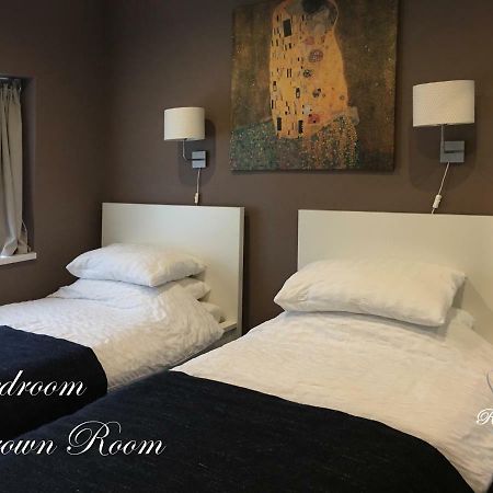 Vika Residence Deluxe Apartments Wednesbury Holiday Resort Экстерьер фото